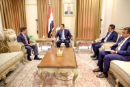 رئيس الوزراء يناقش مع السفير الامريكي الجهود الدولية لإحياء العملية السياسية في اليمن
