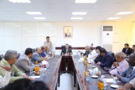 رئيس الوزراء:  وزارة الخزانة الأمريكية ابلغتنا برفع الحضر عن حسابات الحكومة