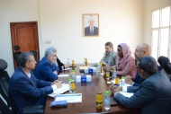 نائب وزير التخطيط  يبحث سبل التعاون والشراكة بين منظمات الامم المتحدة والحكومية اليمنية