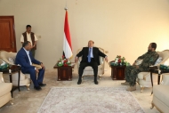 الرئيس هادي يوجه بتفعيل عمل الأجهزة التنفيذية والامنية بعدن