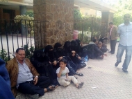 وقفة احتجاجية لليمنيون العالقون بمصر تطالب بالعودة للوطن