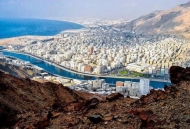 محافظ حضرموت يوجه ببناء مساكن لأسر الشهداء