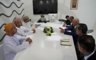 الشرجبي يبحث مع سلطات البيئة العمانية سبل التعاون لتنفيذ مشاريع مشتركة