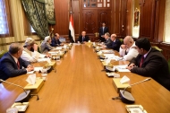هادي: خروقات واعتداءات الانقلابيين تتقاطع مع جهود ومساعي السلام