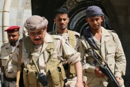 القوات الحكومية بتعز تعلن جولة القصر والحوبان منطقة عسكرية